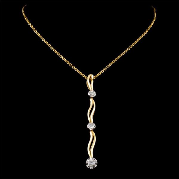 14K Gold Pendant with 0.25ctw Diamonds