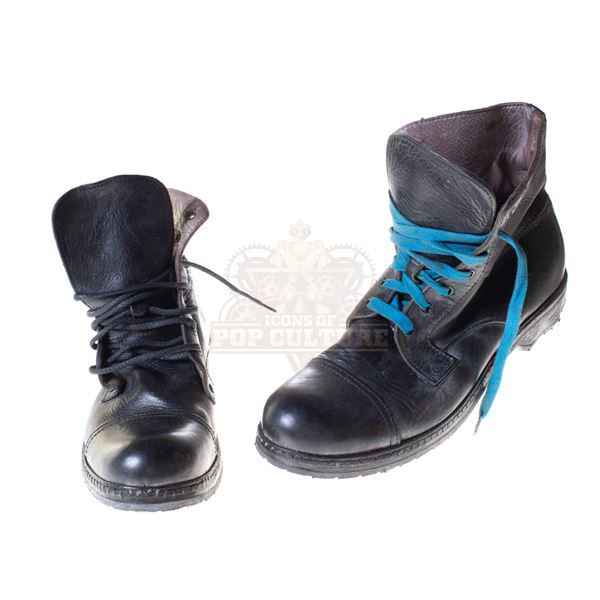Amazing Spider-Man, The - Peter Parker’s (Andrew Garfield) Boots - 34-18