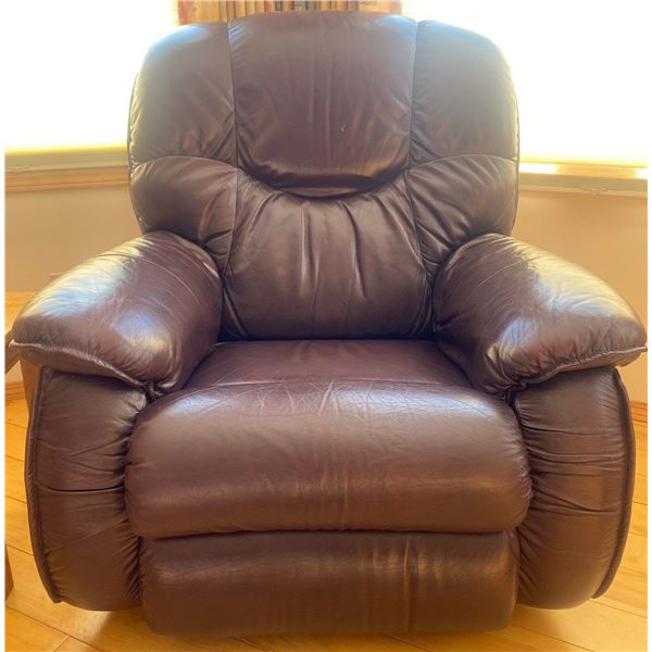 Leather Lazyboy Recliner Armchair 34W x 39D x 40T