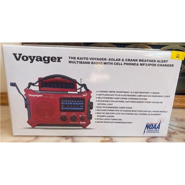 Voyager The Kaito Voyager - Solar & Crank Weather Alert Miltiband Radion & Solar Charger