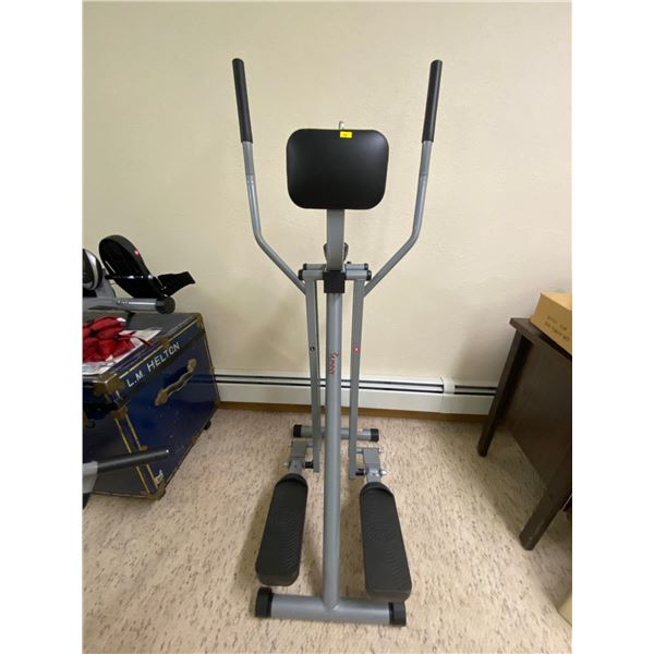 Sunny Health Elliptical SF-E902