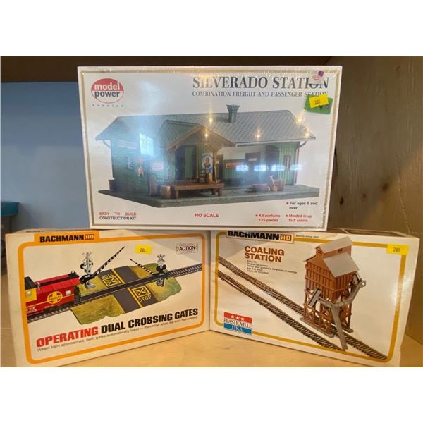 HO Train Models Crossing Gate