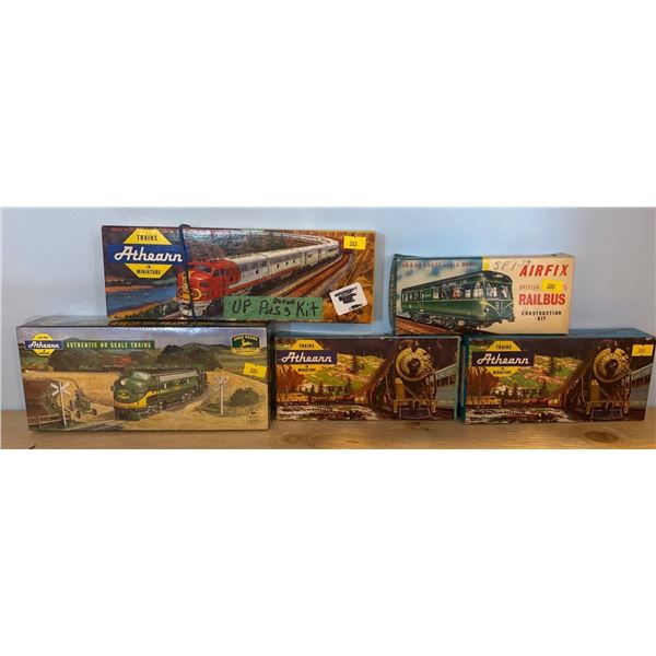 Athern Train Decor Models