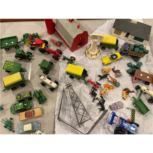 Miniature John Deere Farm Collection