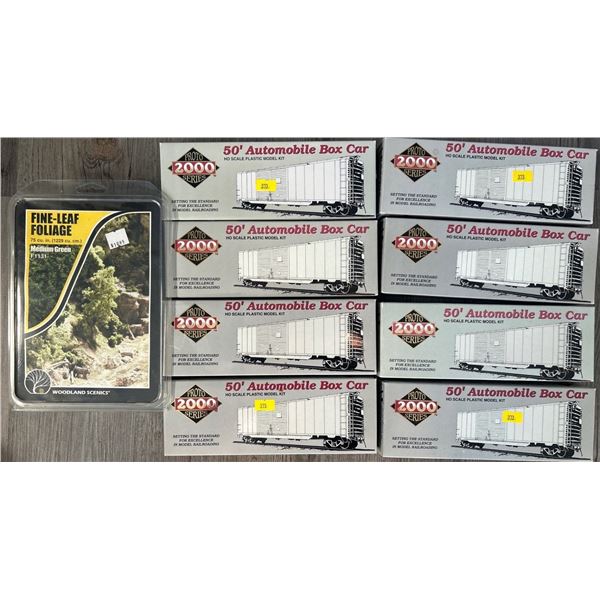 Vintage Collector Proto 2000 Series Plastic Model Kits Train Sets Locomotive Box Cars