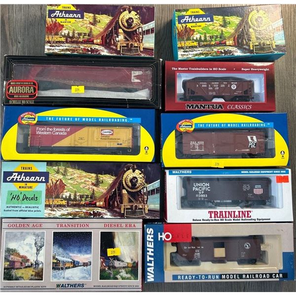 Multiple HO Scale Box Cars for Model Railway Sets Freight Cars Railroad ...