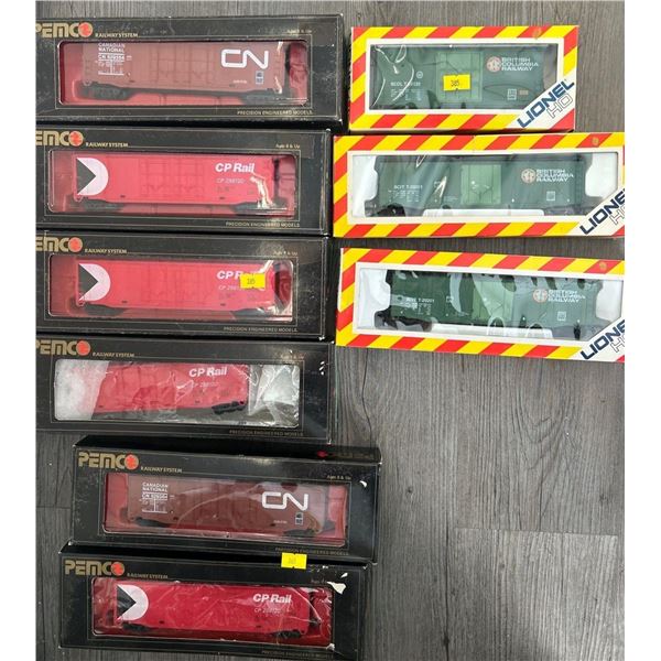 Assortment of Pemco & Lionel Vintage Electric Train Freights and Box Cars for Model Railways