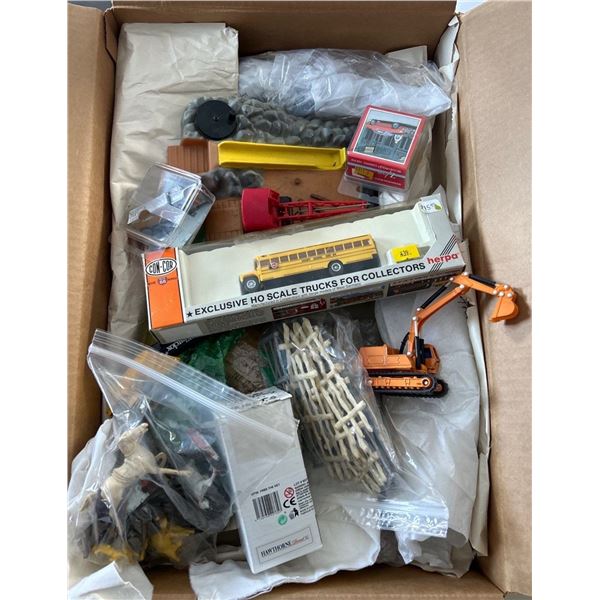 Antique Collectible Vintage Toy Cars & Machinery