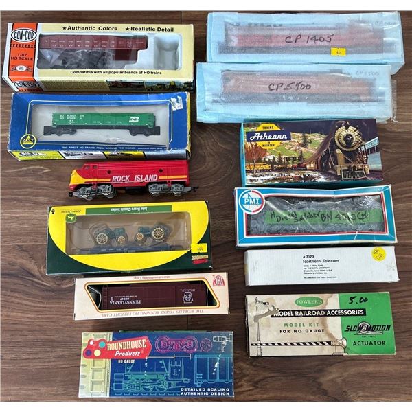 Assorted HO Scale Train Parts and More   Box Cars  Caboose Conductor Rail roads tracks