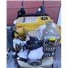Image 3 : John Deere BackPack Blower 40cc  7500RPM