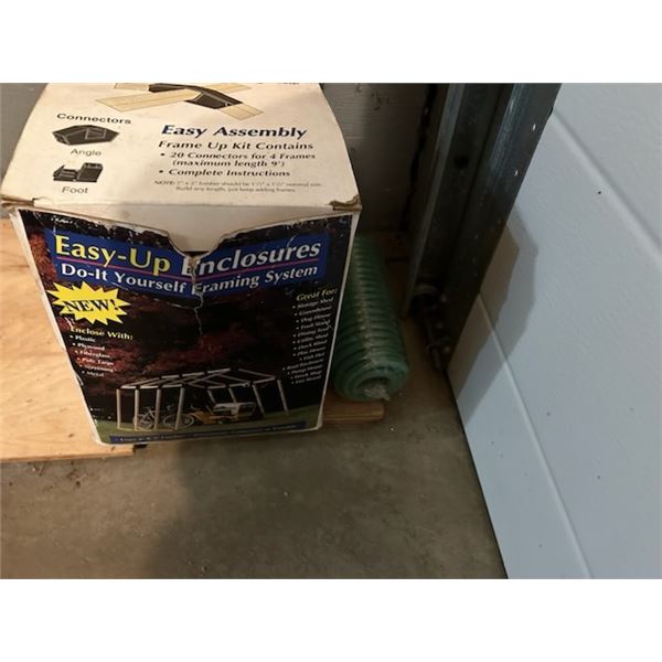 Do-it-Yourself Framing System Easy Up Enclosures & Portable Lighting Studio