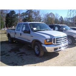 2001 FORD F350XL SUPER DUTY CREW CAB PICKUP