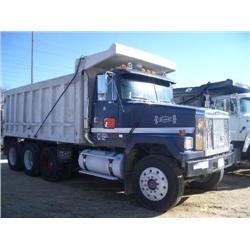 1995 AUTO CAR TRI-AXLE DUMP
