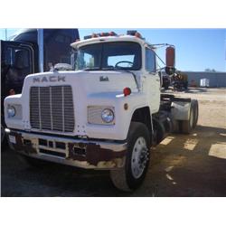 1988 MACK R690S T/A TRUCK TRACTOR