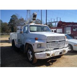 1986 FORD F600 S/A BUCKET TRUCK