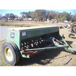 JOHN DEERE 8300 GRAIN DRILL