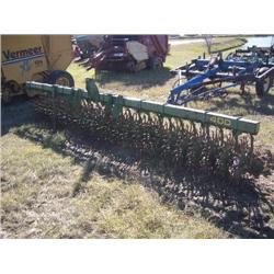 JOHN DEERE 400 ROTARY HOE