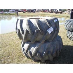 (1) LOT 2 28L-26 TIRES & WHEELS