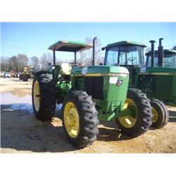 JOHN DEERE 2955 FARM TRACTOR
