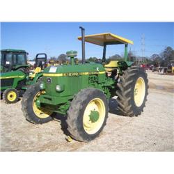 JOHN DEERE 2140 FARM TRACTOR