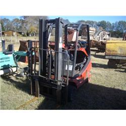 LINDE H18 FORKLIFT