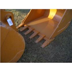UNUSED 48" BUCKET FITS CAT 330BL