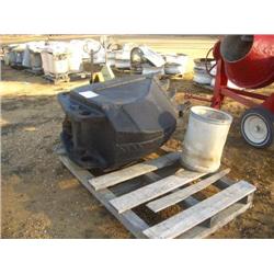 ROCK BUCKET WITH EXTRA TEETH