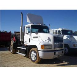 1999 MACK CH612 S/A TRUCK TRACTOR