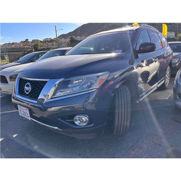 2014 Nissan Pathfinder - CLEAN/151,664 Mi
