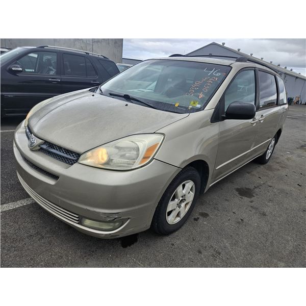 2004 Toyota Sienna