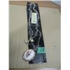 Image 1 : 2 NECKLACES & POCKET