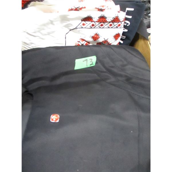 BOX C/W JEANS, SHIRTS, COMPUTER BAG, ETC