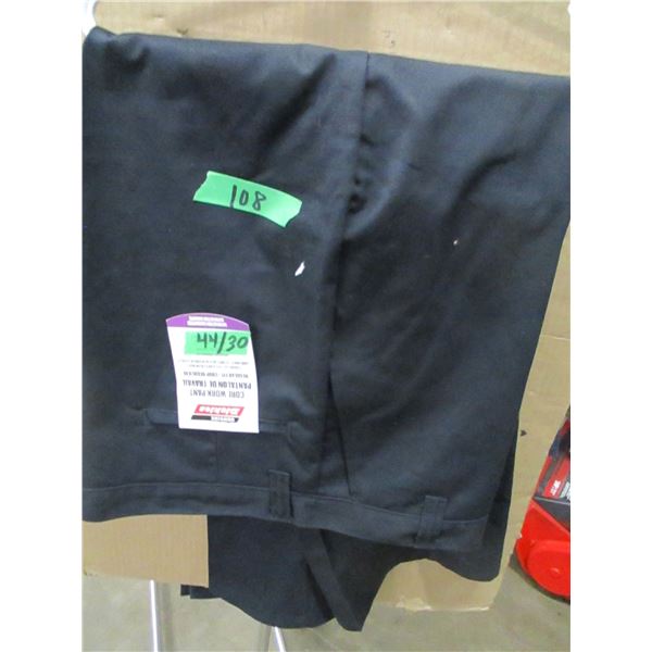 NEW:  DICKIES WORK PANTS (SIZE 44 X 30)