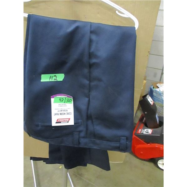 NEW:  DICKIES WORK PANTS (SIZE 42 X 30)