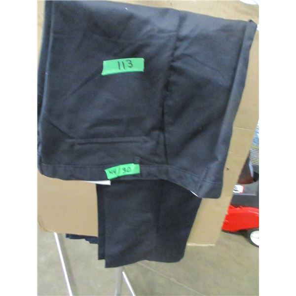 NEW:  DICKIES WORK PANTS (SIZE 44 X 30)