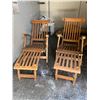 Image 2 : Set Of Mid-Century Modern Teak Lounge Chairs With Brass Accents