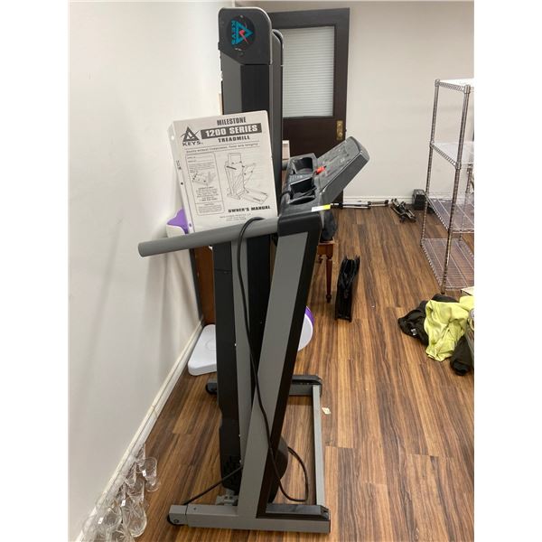 Keys MileStone 1200 Series Treadmill