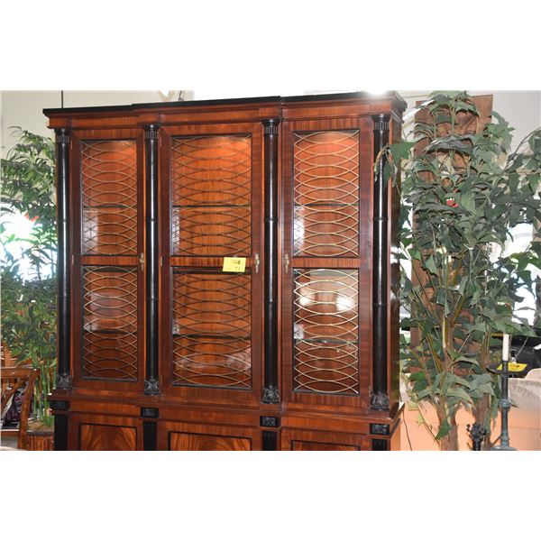 BAKER, HISTORIC CHARLESTON COLLECTION, BREAKFRONT/CHINA CABINET (67 1/2" X 88 1/2" X 15")