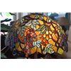 Image 6 : TIFFANY STILE TABLE LAMP W/GRAPE FLOWER DESIGN W/TREE & BIRD BASE (19 1/2" X 34")