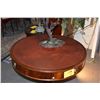 Image 4 : 32" MAHOGANY & LEATHER DRUM TABLE W/2 DRAWERS