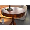 Image 7 : 32" MAHOGANY & LEATHER DRUM TABLE W/2 DRAWERS