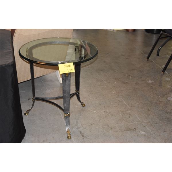 24  VINTAGE MAITLAND-SMITH GLASS TOP OCCASIONAL TABLE