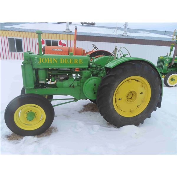 John Deere BR Tractor : 540 PTO, Serial Number 331598 - Restored & Parade Ready - Starter Bracket 