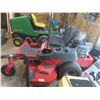Image 1 : 2017 Simplicity Commercial Contender Model 5901463 (724cc) 25HP Hydrostatic Mower with 