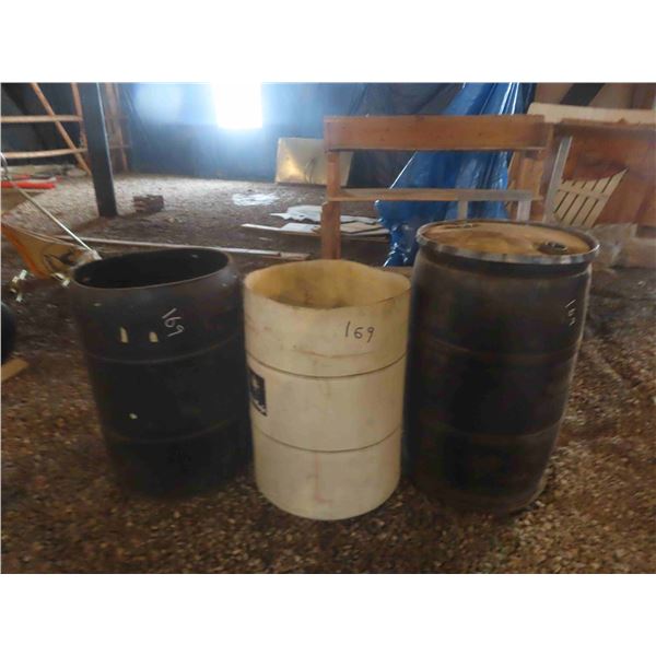 3 Poly Barrels 