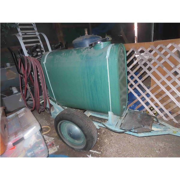 200 Gal Water Tank on Trailer, Comes with Hoses and 2 Spray Wands