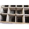 Image 4 : 24-Bottle Wooden 7UP Crate