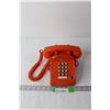 Image 1 : Vintage Orange Phone