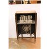 Image 5 : *Antique GE Floor Radio - 24" x 12" x 42" (Sun Damage, As Is)