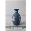 Image 1 : Wedgewood Jasper Ware Vase